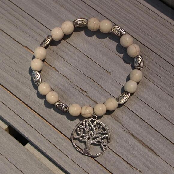 Handmade Jewelry - Howlite Handmade Tree of life beaded bracelet size 6.5”